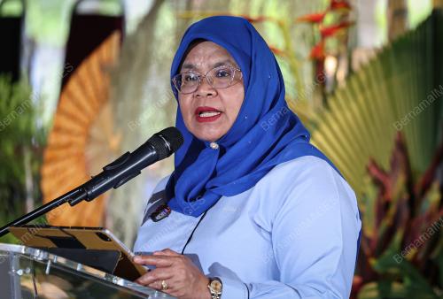 DATUK SERI DR MAIMUMAH MOHD SHARIF