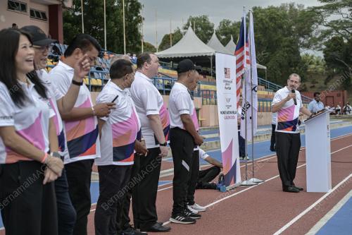 KING'S BATON RELAY