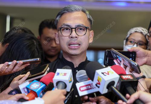 FAHMI FADZIL