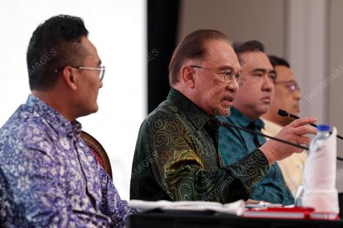 DATUK SERI ANWAR IBRAHIM