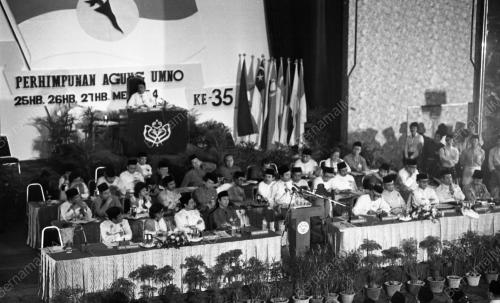 KL104_07072015_MESYUARAT_UMNO