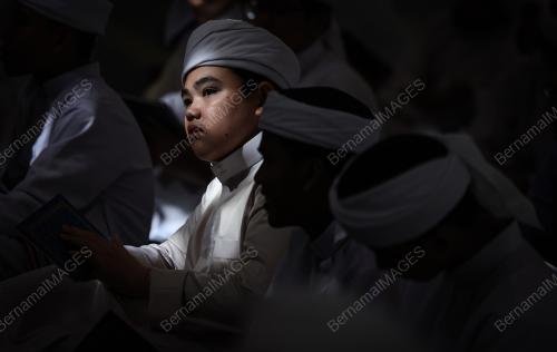 HARI KEPUTERAAN RASMI YANG DI-PERTUAN AGONG