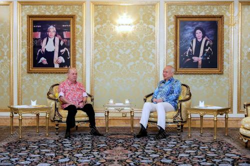 SULTAN IBRAHIM ALMARHUM SULTAN ISKANDAR