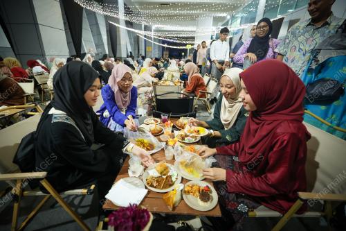 MAJLIS BERBUKA PUASA BERSAMA PENGIKUT MEDIA SOSIAL RAPID KL
