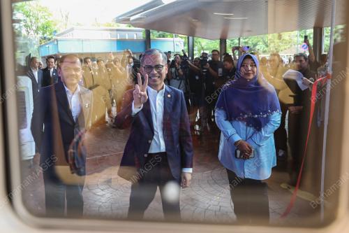 DATUK FAHMI FADZIL