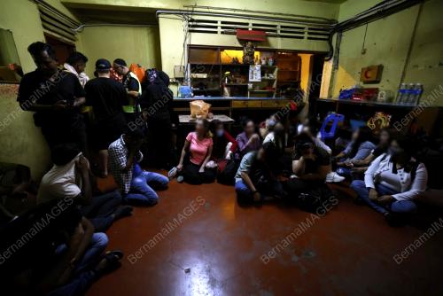 OPERASI IMIGRESEN DI CENTRAL MARKET