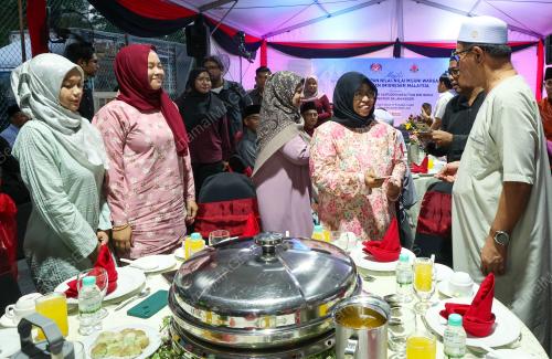 DATUK SERI SAIFUDDIN NASUTION