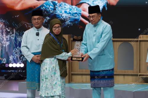 DATUK SERI ANWAR IBRAHIM