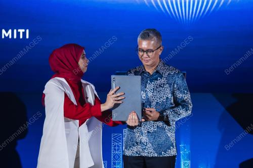 TENGKU DATUK SERI ZAFRUL ABDUL AZIZ