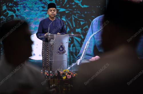 DATUK SERI AYOB KHAN MYDIN PITCHAY