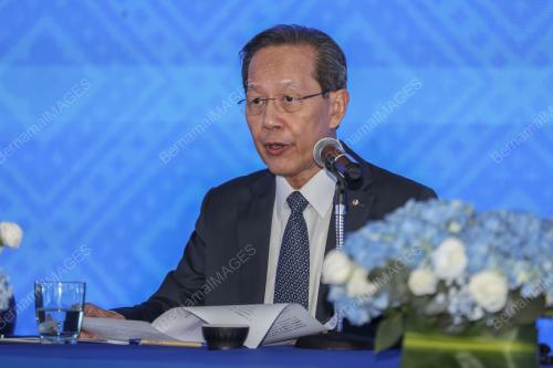 DATUK IZHAM ISMAIL