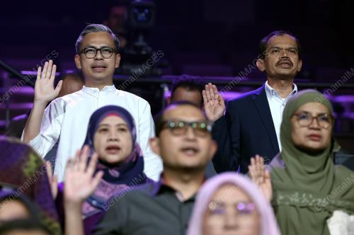 FAHMI FADZIL