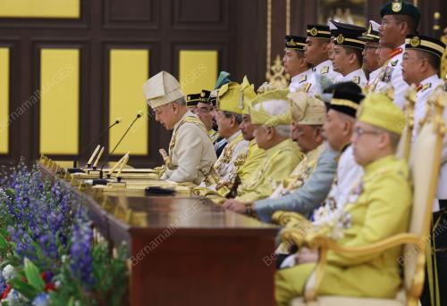 TIMBALAN YANG DI-PERTUAN AGONG SULTAN NAZRIN SHAH