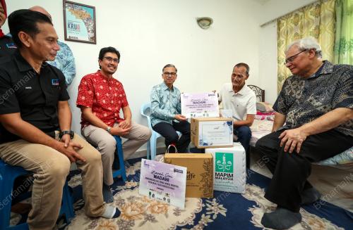 FAHMI FADZIL