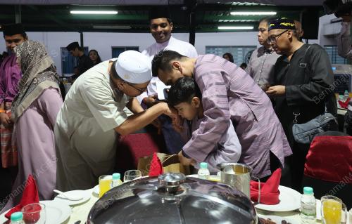 DATUK SERI SAIFUDDIN NASUTION