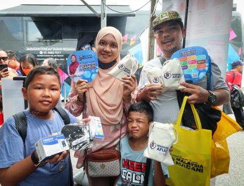 PROGRAM SETAHUN BERSAMA KERAJAAN MADANI