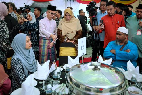 DATUK FAHMI FADZIL