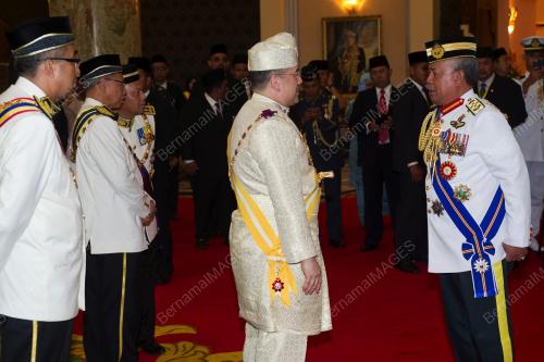 KL106_13122016_AGONG