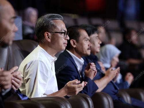 FAHMI FADZIL