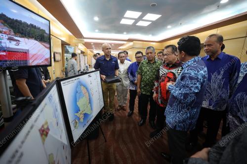 DATUK SERI ALEXANDER NANTA LINGGI