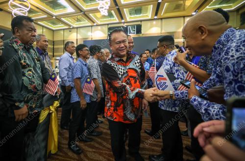 DATUK SERI ALEXANDER NANTA LINGGI