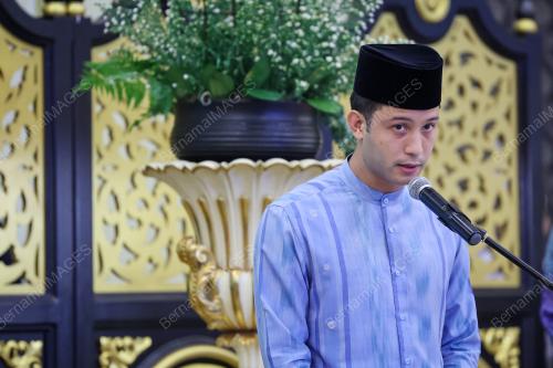 AL-SULTAN ABDULLAH RI'AYATUDDIN AL-MUSTAFA BILLAH SHAH
