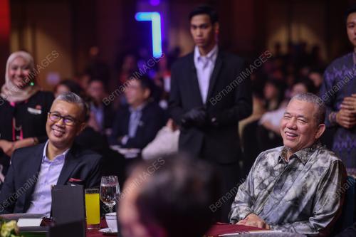 DATUK SERI FADILLAH YUSOF