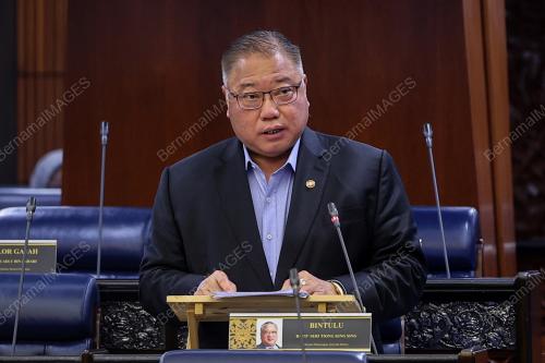 DATUK SERI TIONG KING SING
