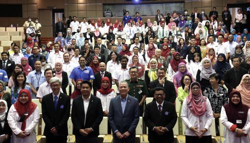 DATUK SERI FADILLAH YUSOF