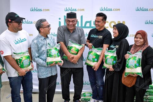 FAHMI FADZIL