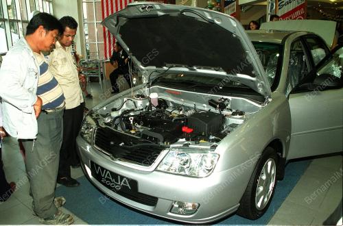 KL10_-30_08-2000_WAJA_MERDEKA_12012016