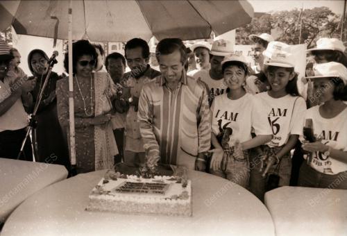HARI WILAYAH PERSEKUTUAN 1990