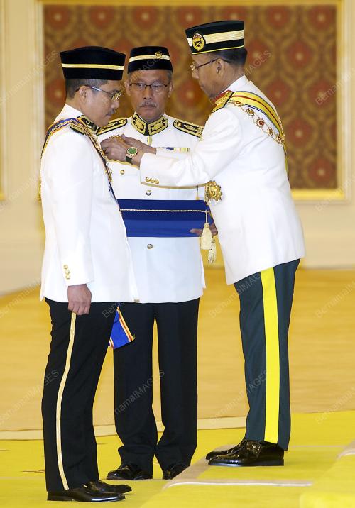 TUANKU ABDUL HALIM MU'ADZAM SHAH
