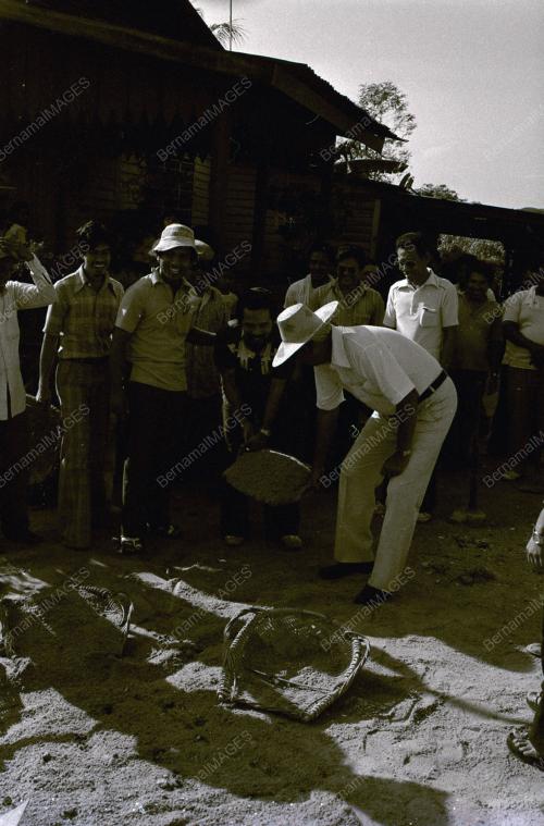 DATUK YAACOB LATIFF (DATUKBANDAR KL)