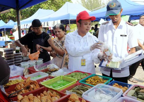 KL10_01072014_MAKANAN