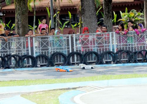 KL10_01092012_SANTAI