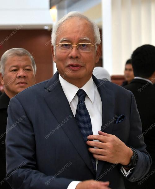 KL10_01112018_PARLIMEN