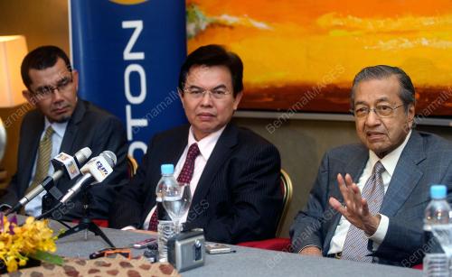 TUN MAHATHIR MOHAMAD