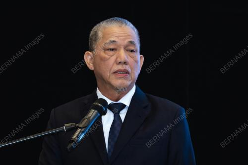DATUK SERI FADILLAH YUSOF