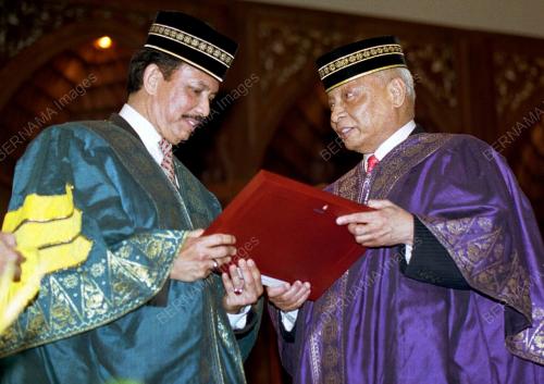 SULTAN HASSANAL BOLKIAH/SULTAN AHMAD SHAH