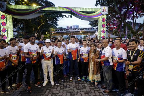TENGKU HASANAL IBRAHIM ALAM SHAH TENGKU ABDULLAH