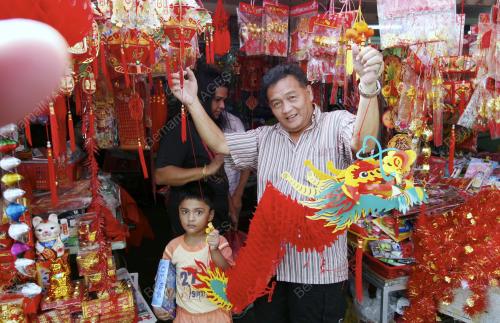 KL10_03012012_RAYA_CINA