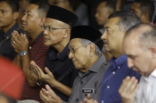 TUN DR MAHATHIR MOHAMAD