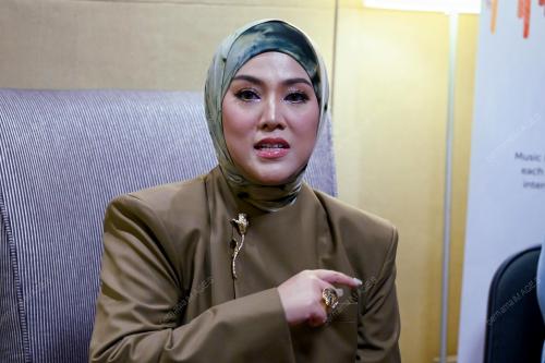 KL10_03022026_RESONANCE_SHILA