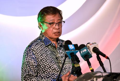 TAN SRI ABANG JOHARI TUN OPENG