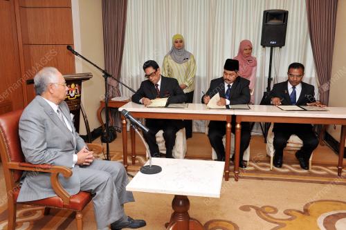 KL10_03102013_SETIAUSAHA