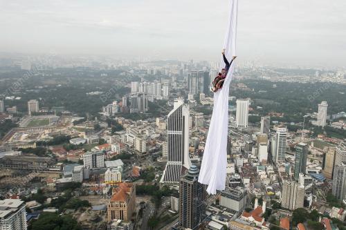 KL10_03102016_AKROBATIK