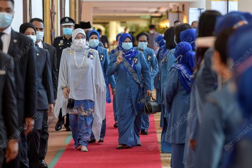 TUANKU HAJAH AZIZAH AMINAH MAIMUNAH ISKANDARIAH
