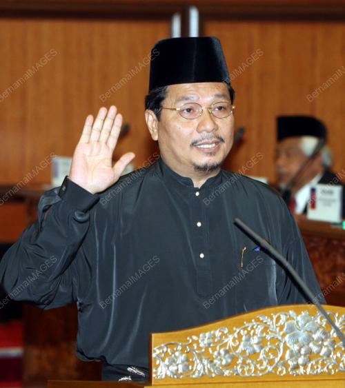 IDRIS BUANG