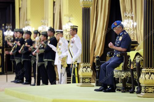 AL-SULTAN ABDULLAH RI'AYATUDDIN AL-MUSTAFA BILLAH SHAH